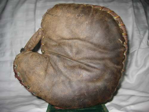 Spalding CX Basemitt Front